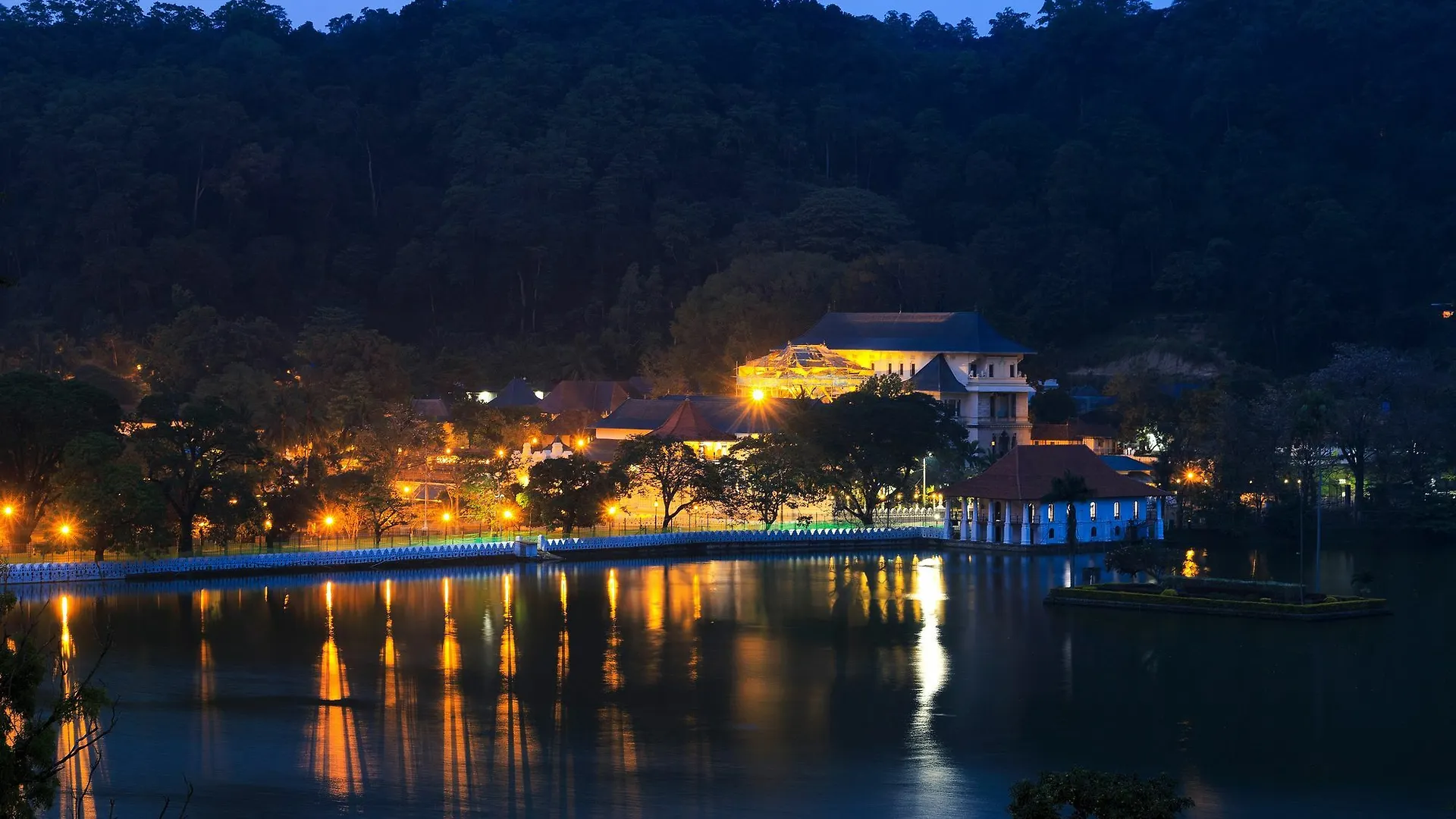 Lakeview Pointe Kandy